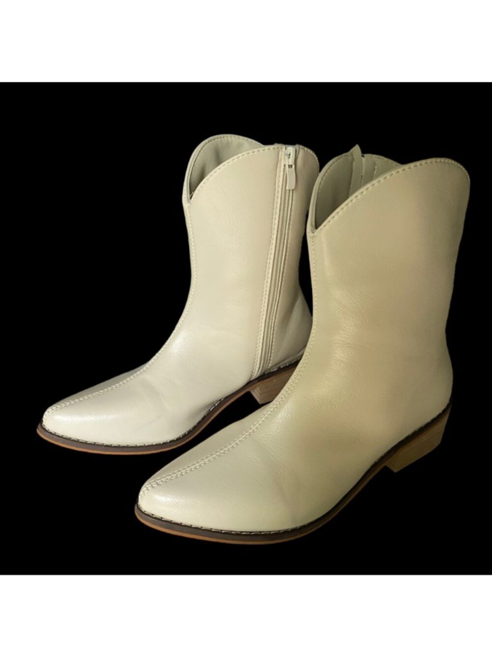 Ankle Bootie Women's Size 35 US 4. 5 Polyurethane Cream Zipper Pointed Toe - Picture 3 of 16